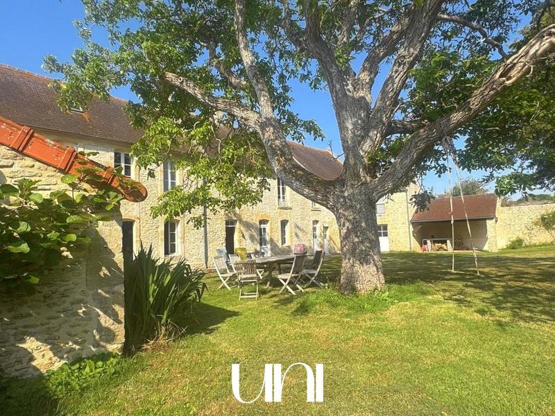 Maison - 228 m² - 7 pièces