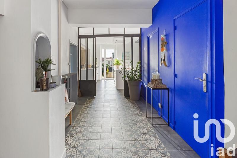 Maison - 200 m² - 7 pièces