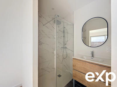 Maison - 143 m² - 6 pièces