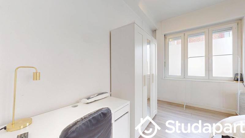 Chambre - 17 m² - 1 pièce