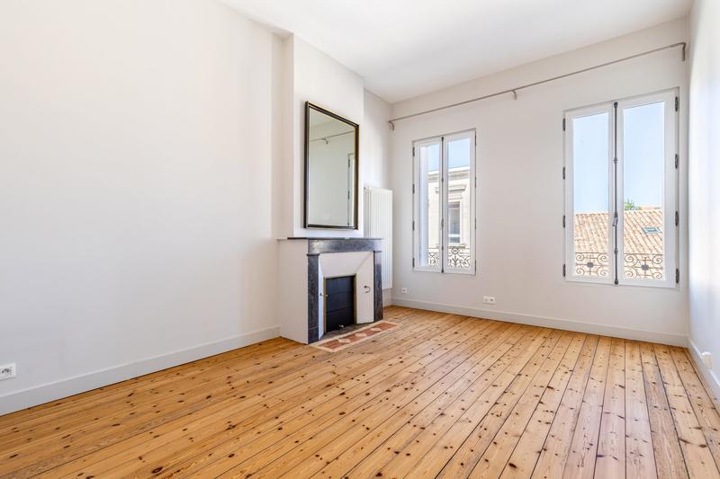 Maison - 182 m² - 8 pièces