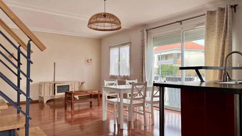 Maison - 137 m² - 6 pièces