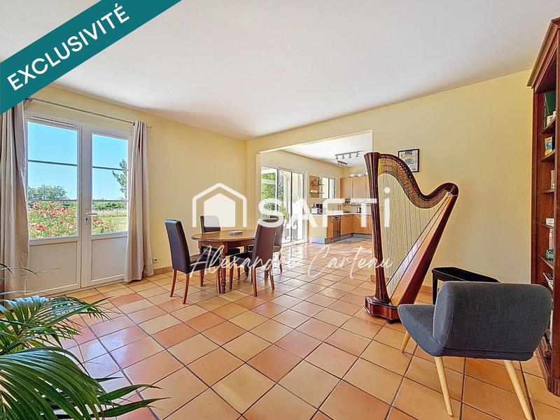 Maison - 245 m² - 8 pièces