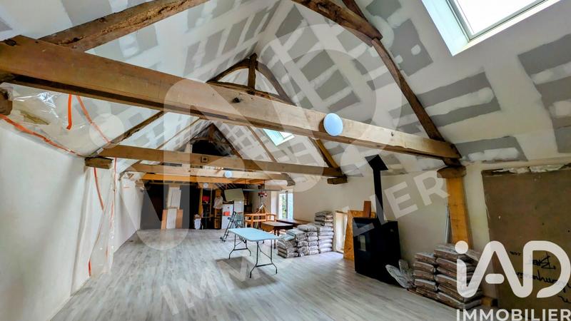 Maison - 345 m² - 11 pièces