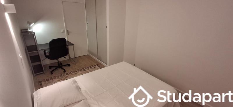 Chambre - 9 m² - 1 pièce