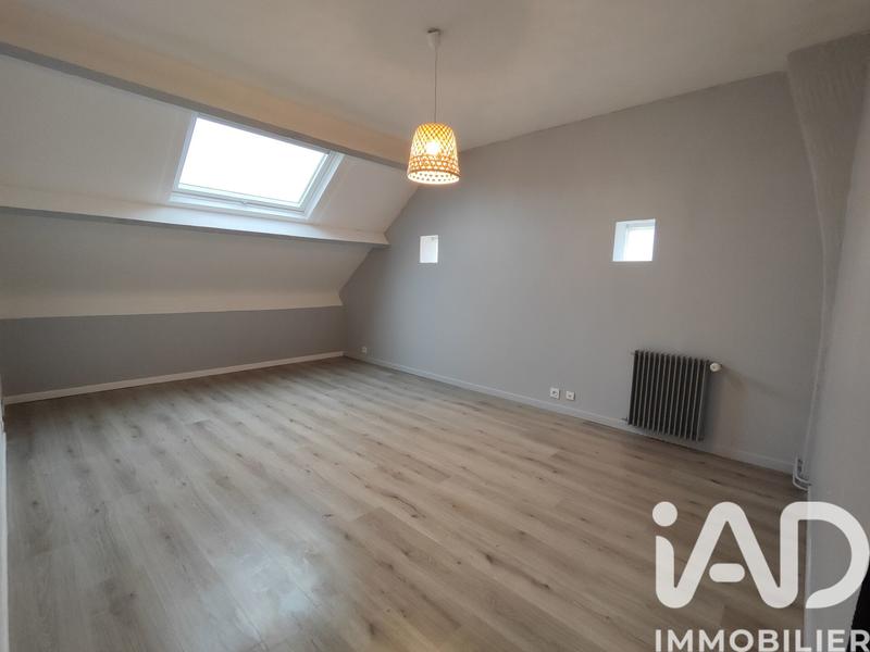 Maison - 181 m² - 8 pièces