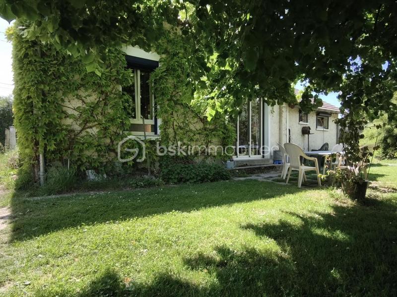 Maison traditionnelle - 97 m² - 5 pièces