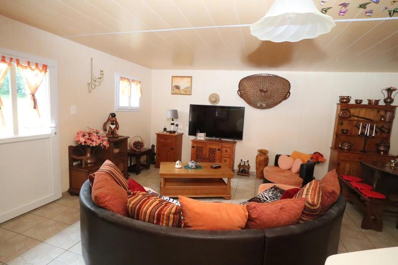 Maison - 240 m² - 12 pièces