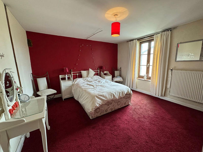 Maison - 194 m² - 7 pièces