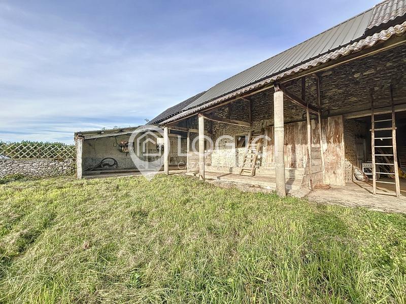 Grange - 200 m² - 6 pièces