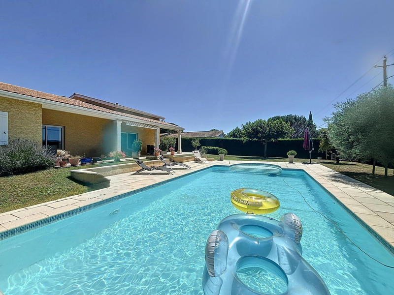 Maison - 165 m² - 6 pièces