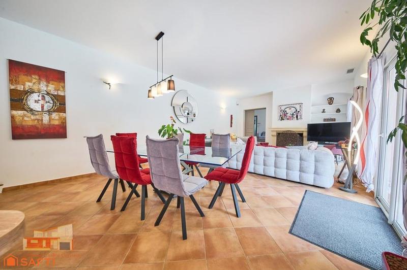 Maison - 171 m² - 5 pièces
