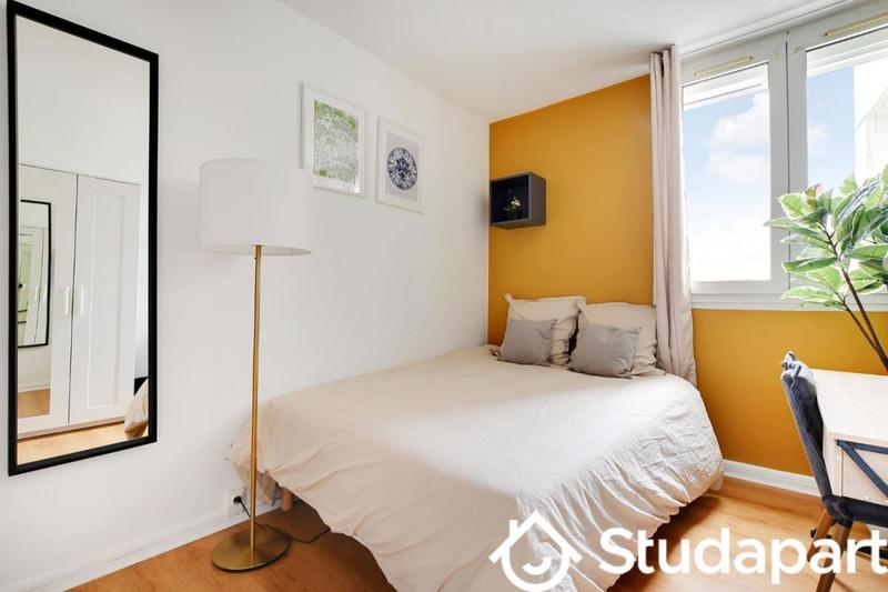 Chambre - 10 m² - 1 pièce