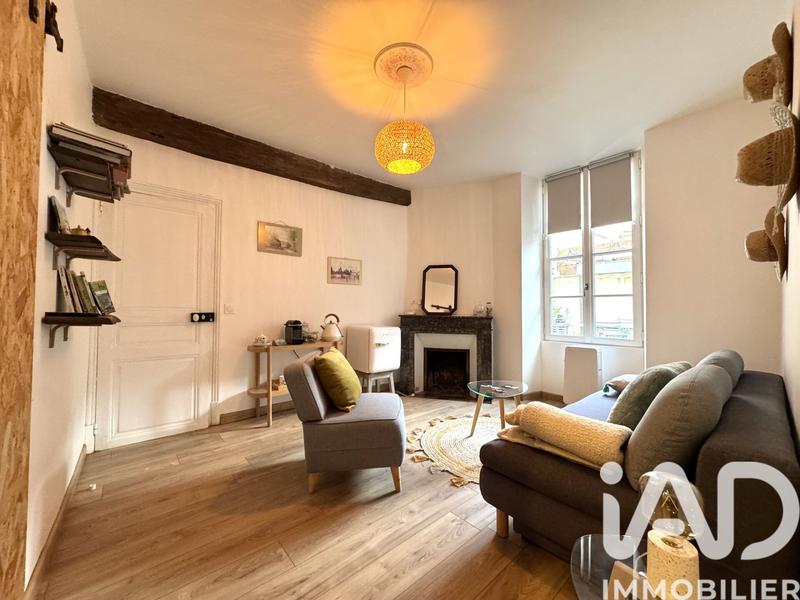 Maison - 180 m² - 7 pièces