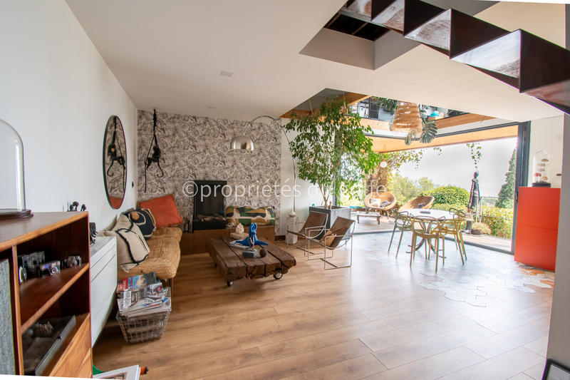 Maison - 169 m² - 6 pièces