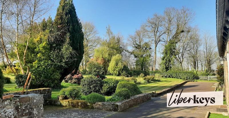 Longère - 169 m² - 7 pièces