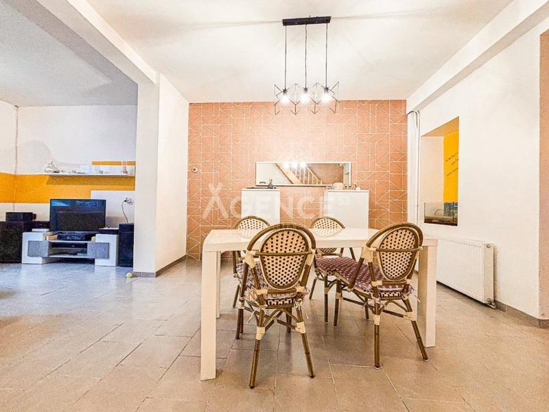 Maison de ville - 130 m² - 4 pièces