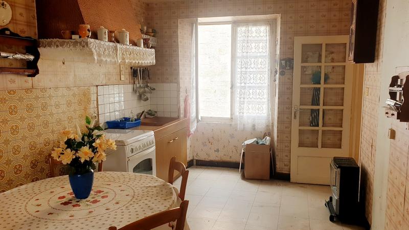 Maison ancienne - 93 m² - 6 pièces