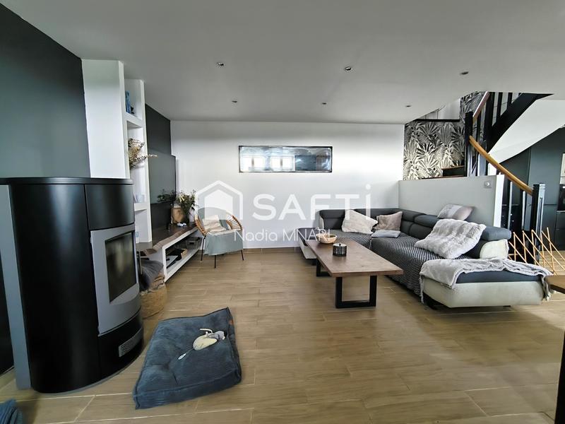 Maison - 140 m² - 6 pièces