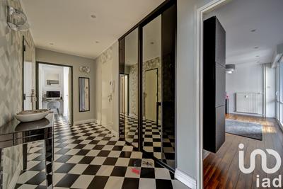 Appartement - 129 m² - 6 pièces