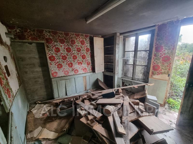 Maison de village - 736 m² - 6 pièces