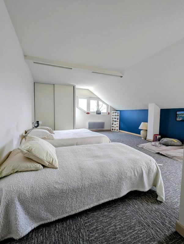 Duplex - 198 m² - 5 pièces