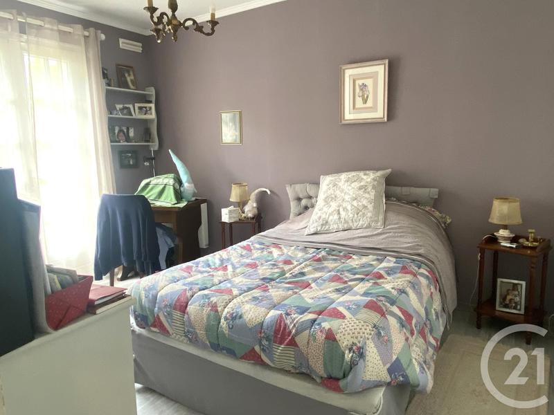 Maison - 191 m² - 7 pièces