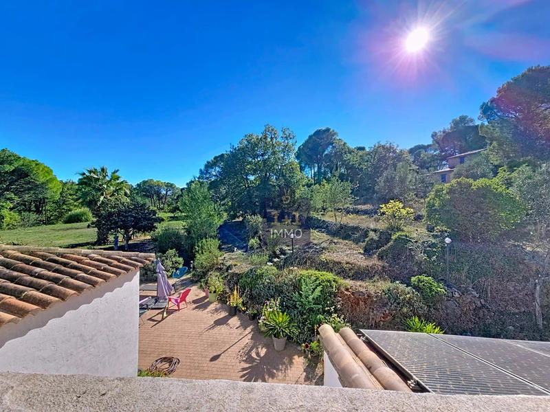 Maison - 179 m² - 6 pièces