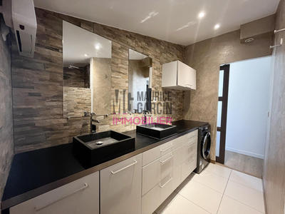 Appartement - 61 m² - 3 pièces