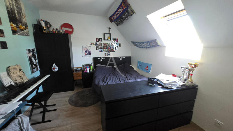 Maison - 115 m² - 5 pièces