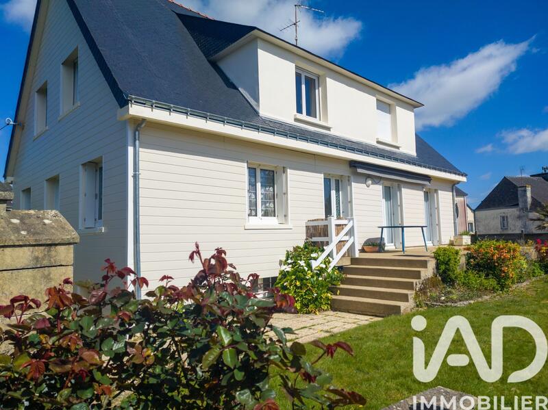 Maison - 185 m² - 7 pièces