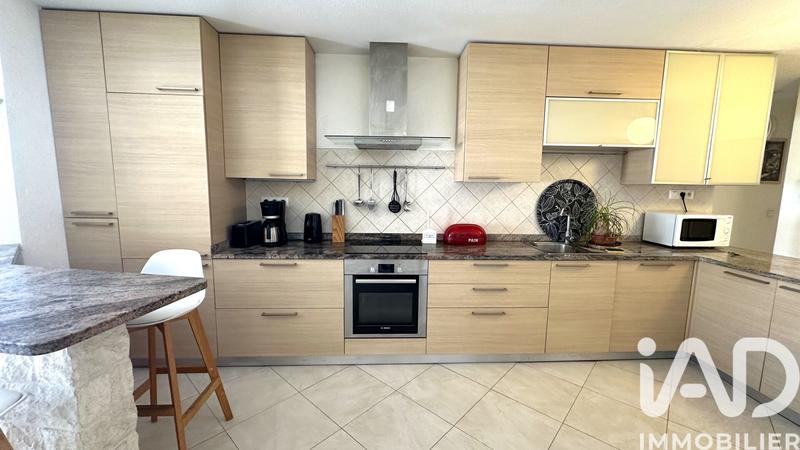 Appartement - 77 m² - 4 pièces