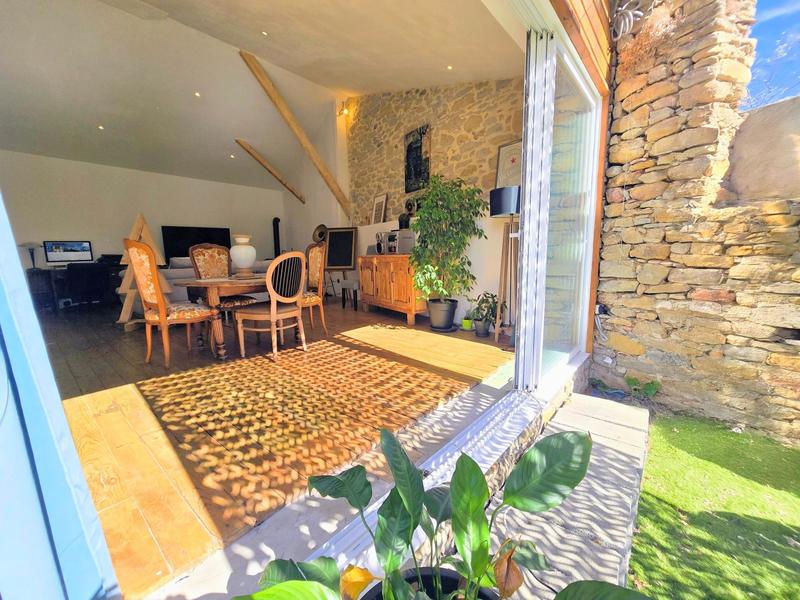 Maison - 322 m² - 9 pièces