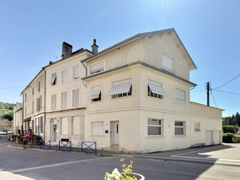 Maison ancienne - 290 m² - 12 pièces