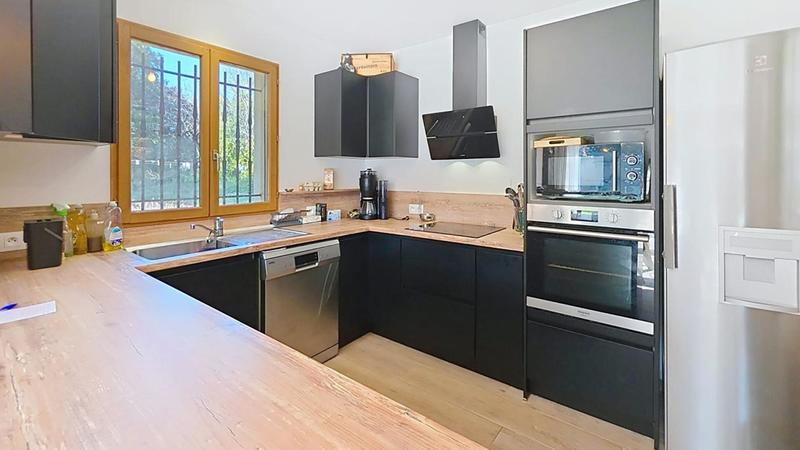 Maison - 97 m² - 5 pièces