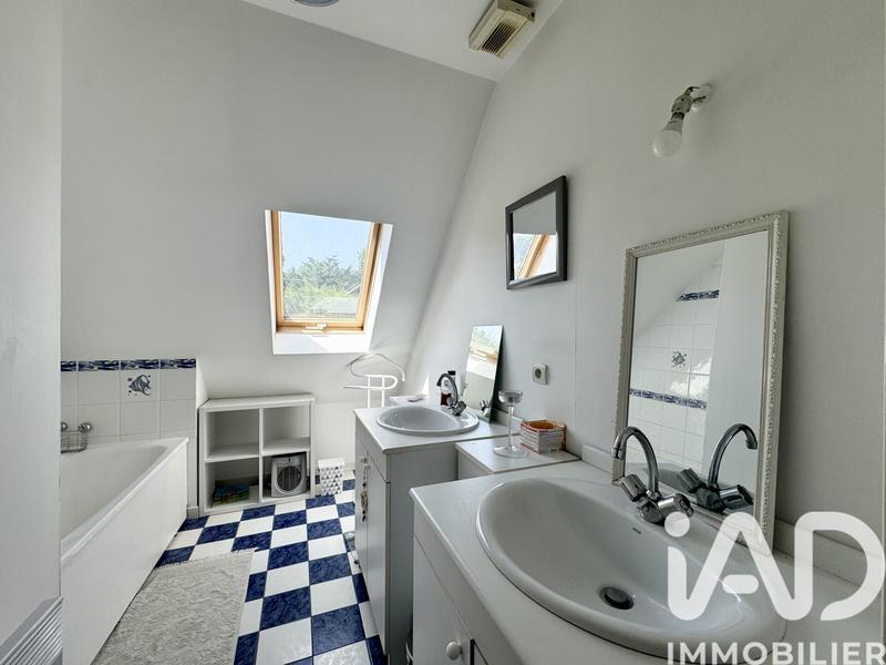 Maison - 143 m² - 7 pièces