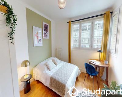 Chambre - 90 m² - 1 pièce