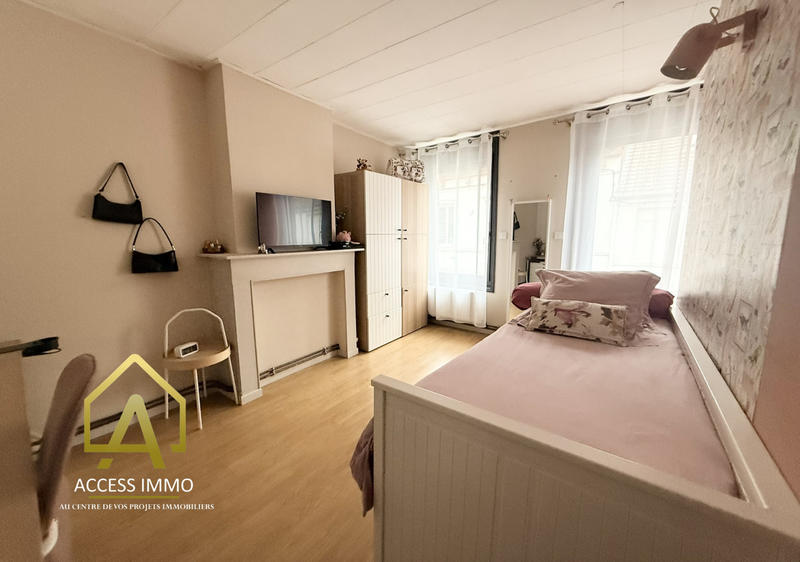 Maison - 144 m² - 8 pièces