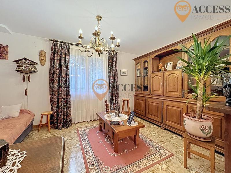 Maison - 206 m² - 7 pièces