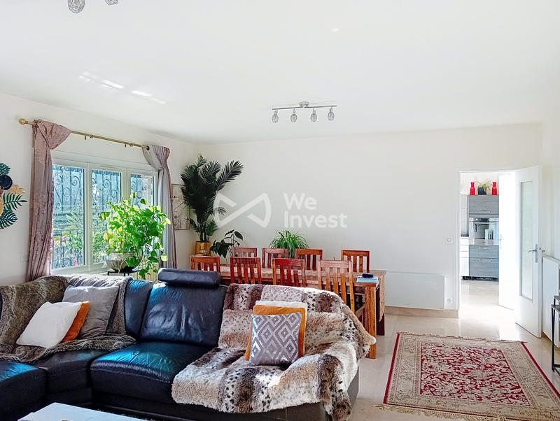 Maison contemporaine - 340 m² - 10 pièces