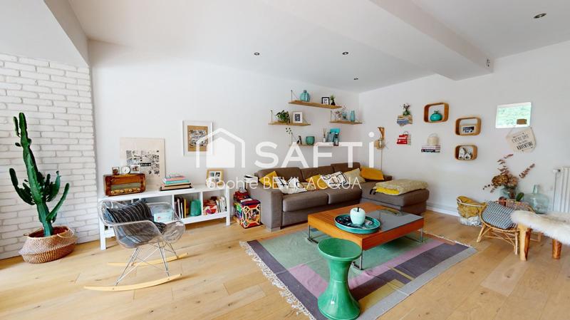 Maison - 160 m² - 6 pièces