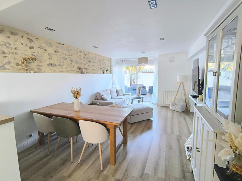 Maison - 136 m² - 6 pièces