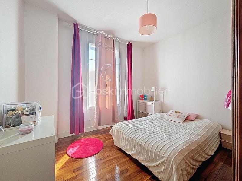 Pavillon - 82 m² - 4 pièces