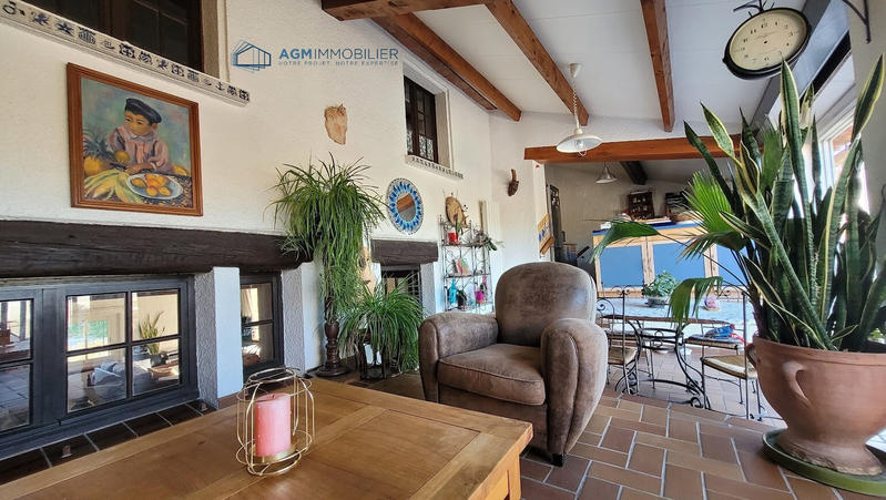 Maison - 180 m² - 7 pièces