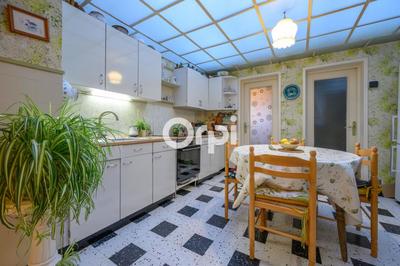 Maison - 99 m² - 4 pièces