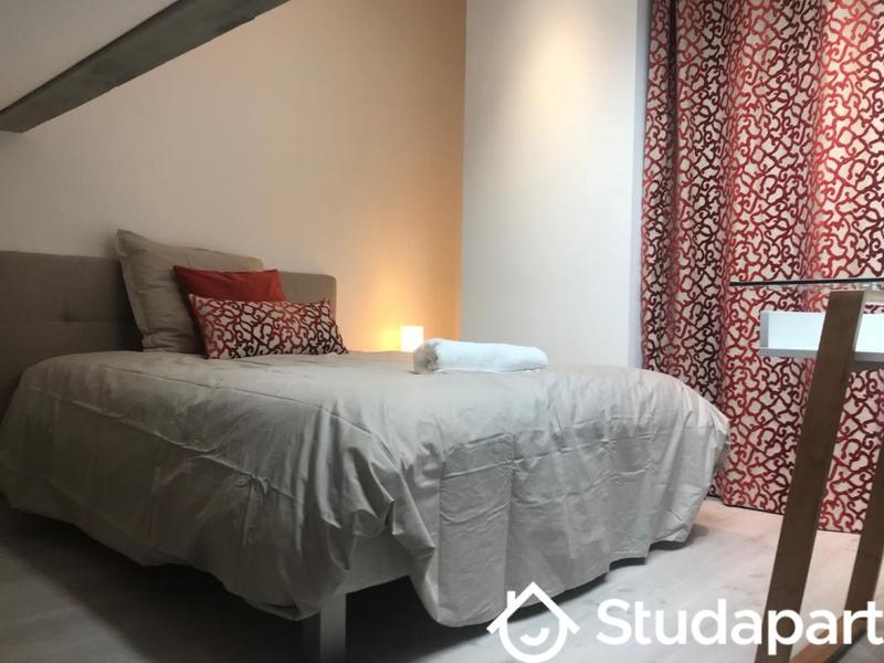 Chambre - 10 m² - 1 pièce