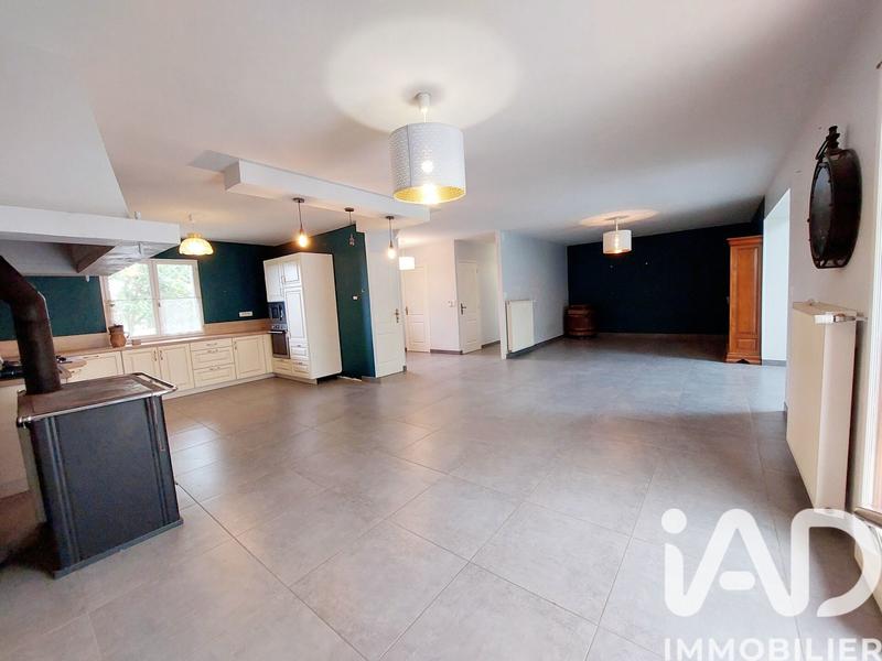 Maison - 180 m² - 6 pièces