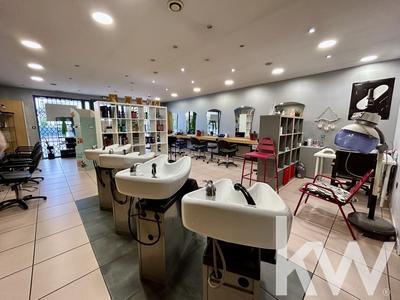 Fonds de commerce - Magasins - 65 m²