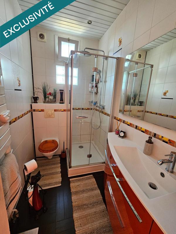 Maison - 220 m² - 9 pièces