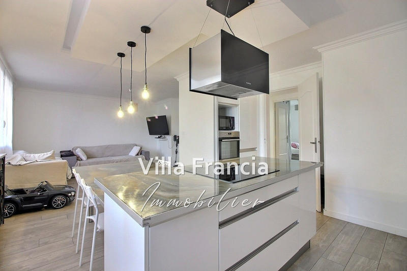 Appartement - 72 m² - 4 pièces